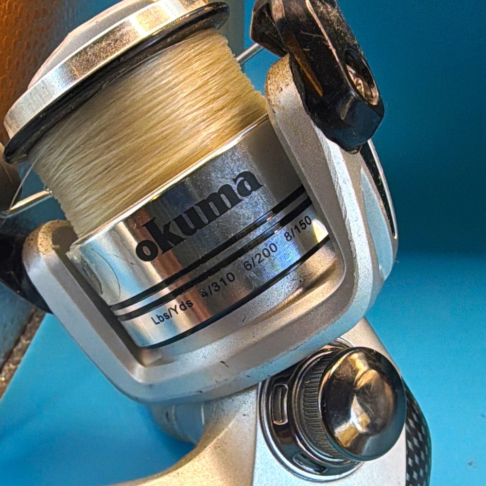 Okuma Fin Chaser FN-25Sb Size 25 Left 5.0:1 Spinning Reel 6/200 Silver